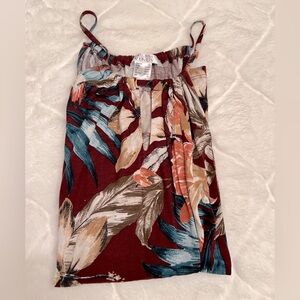 Adorable Lascana keyhole sleeveless top in Hawaiian print. NWOT. Large.